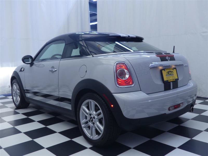 Used 2012 MINI Cooper Coupe FWD image 4