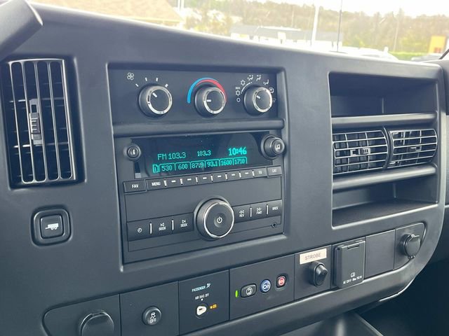 New 2025 Chevrolet Express 3500 w/ Power Convenience Package image 26