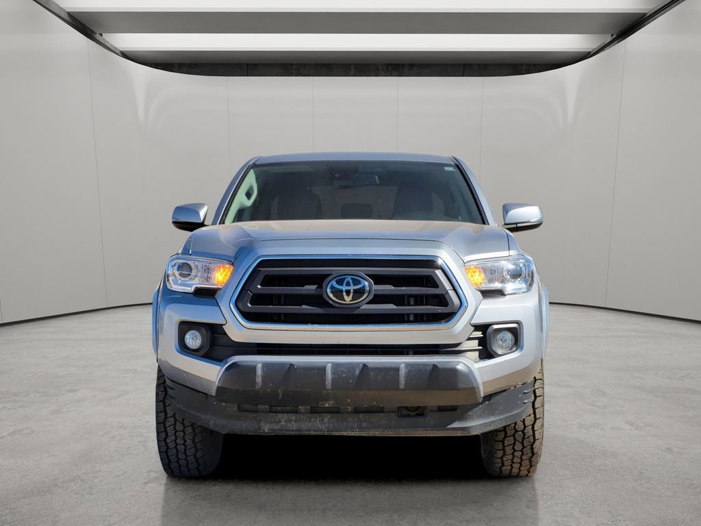 Used 2023 Toyota Tacoma SR5 w/ Technology Package image 7