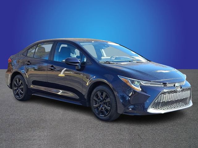 Used 2022 Toyota Corolla LE image 3