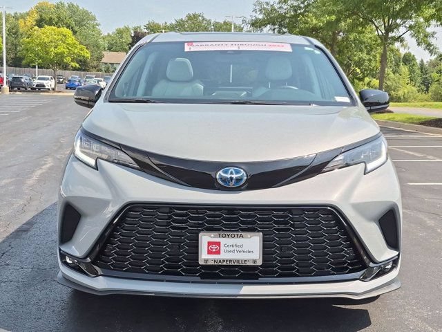 Certified 2025 Toyota Sienna XSE AWD/4WD image 5
