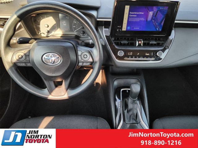Used 2025 Toyota Corolla LE FWD image 26