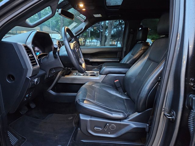 Used 2018 Ford Expedition XLT w/ Equipment Group 201A RWD image 14