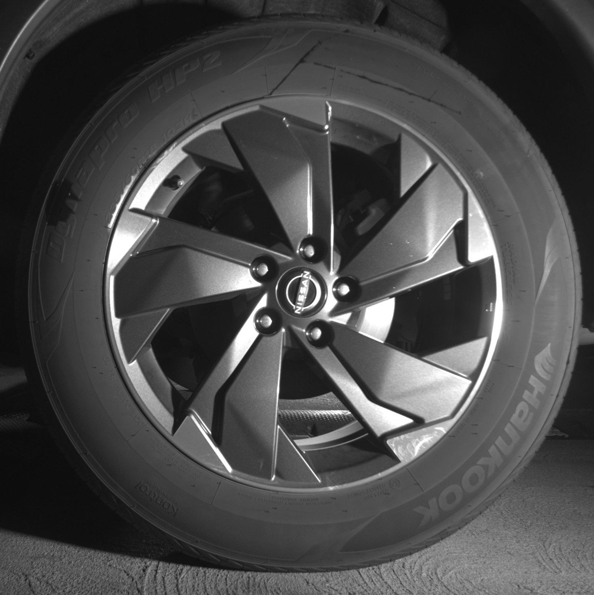 Used 2025 Nissan Rogue SV image 14