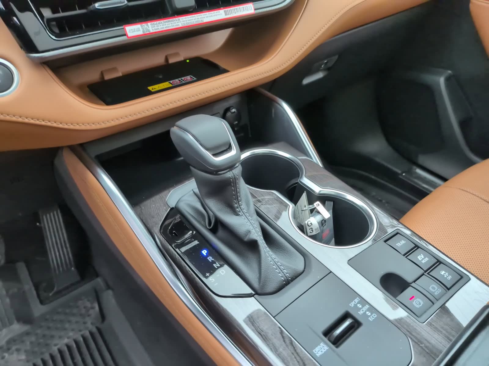 New 2026 Toyota Highlander Platinum image 26