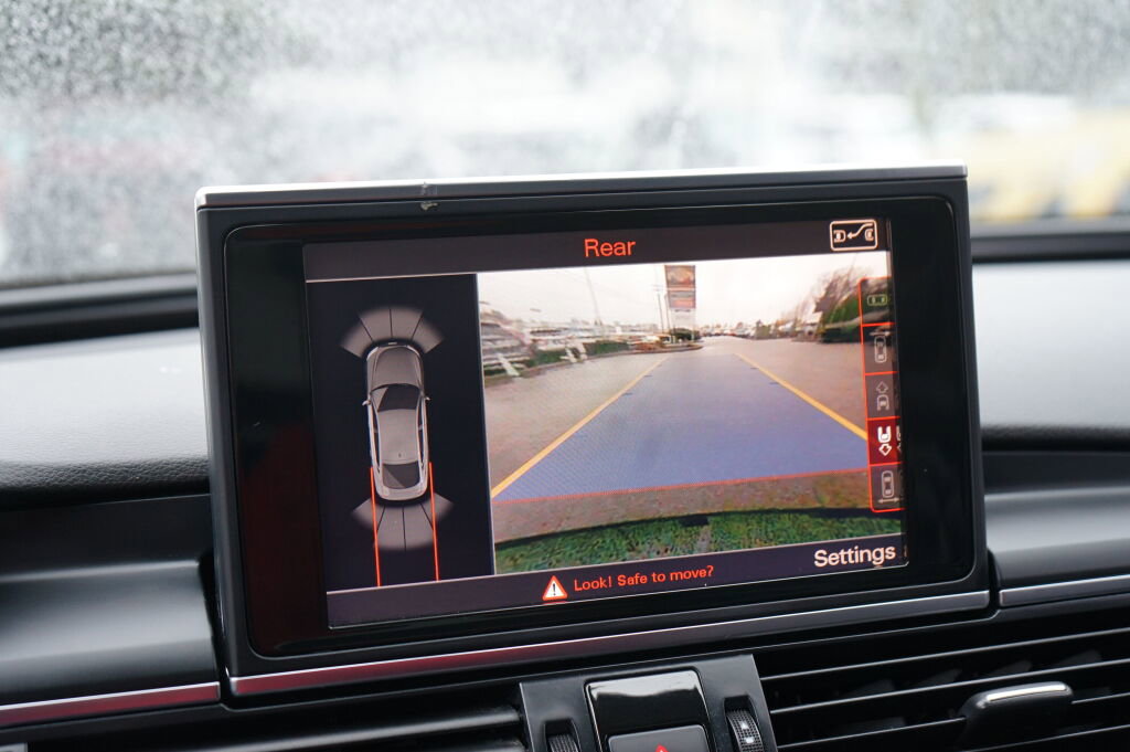 Used 2013 Audi S7 Prestige w/ Innovation Pkg image 23