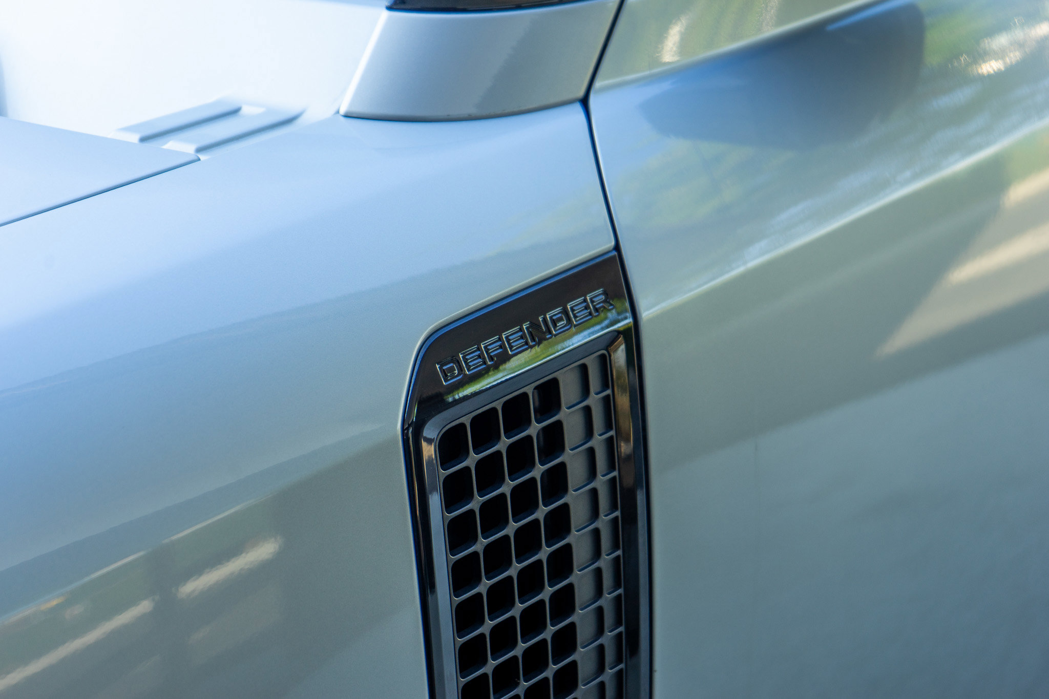 Used 2021 Land Rover Defender 110 X-Dynamic HSE image 18