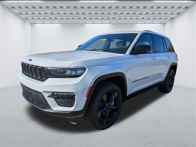 New 2025 Jeep Grand Cherokee Limited w/ Black Appearance Package image 8