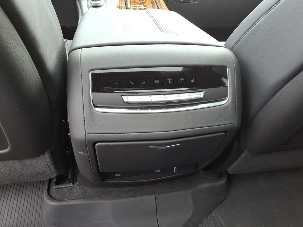 Used 2023 Cadillac Escalade Premium Luxury w/ LPO, Floor Liner Package AWD/4WD image 12