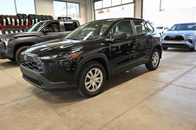 New 2026 Toyota Corolla Cross L image 8