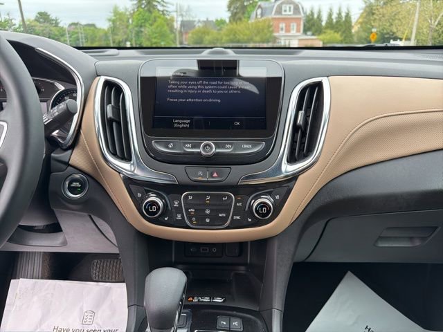 Used 2024 Chevrolet Equinox Premier AWD/4WD image 17