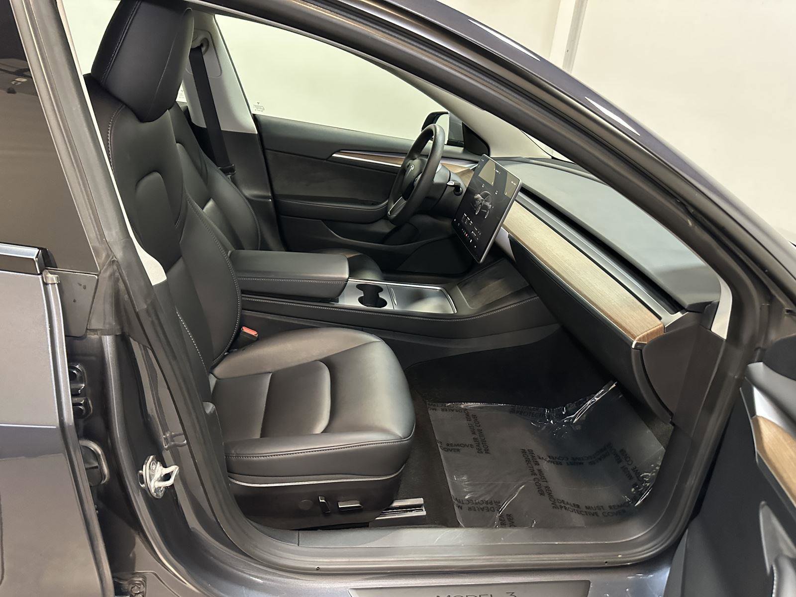 Used 2023 Tesla Model 3 Performance image 38