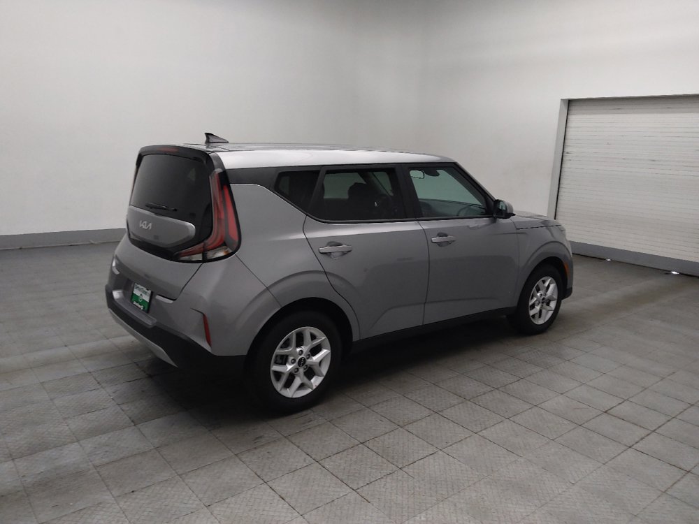 Used 2025 Kia Soul LX w/ LX Technology Package image 10