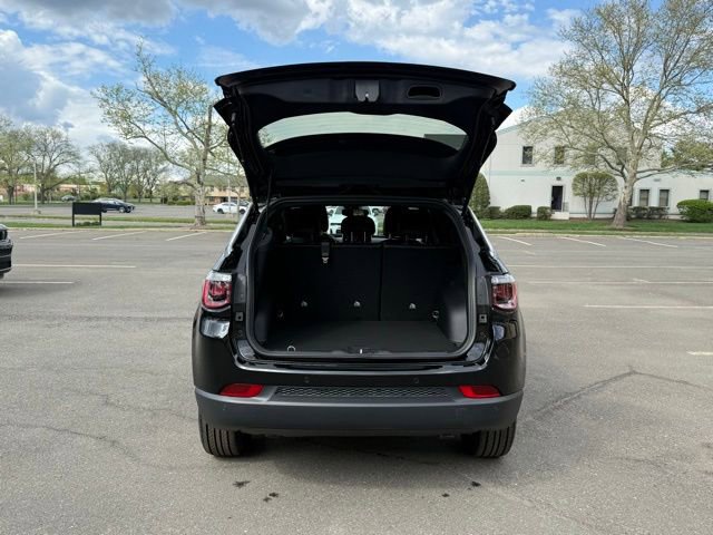 New 2026 Jeep Compass Limited AWD/4WD image 9