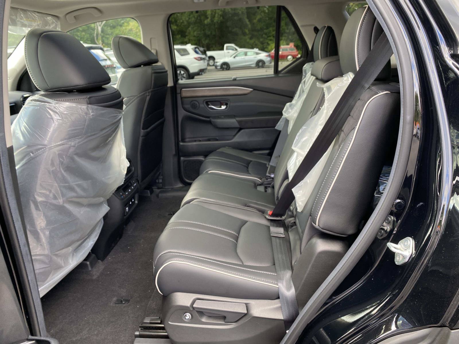 New 2026 Honda Pilot Elite image 8