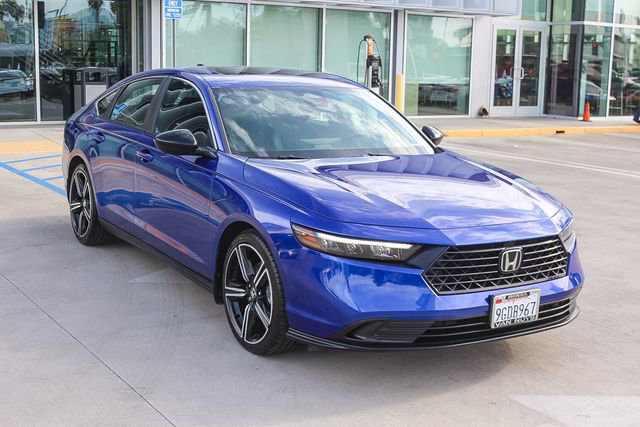 Used 2023 Honda Accord Sport image 3