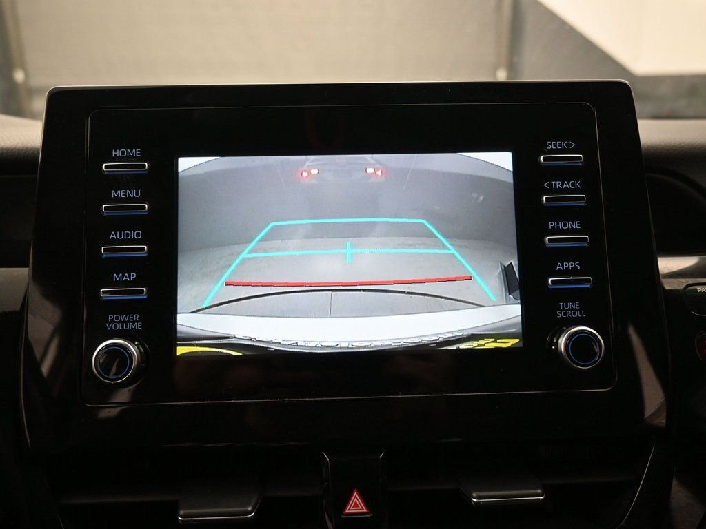 Used 2021 Toyota Camry SE image 9