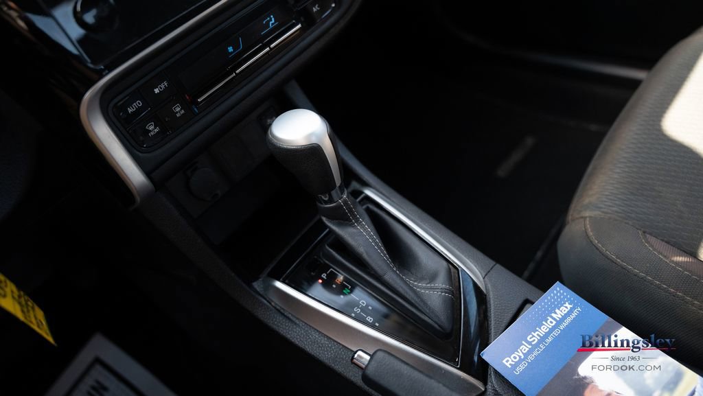 Used 2017 Toyota Corolla LE image 14