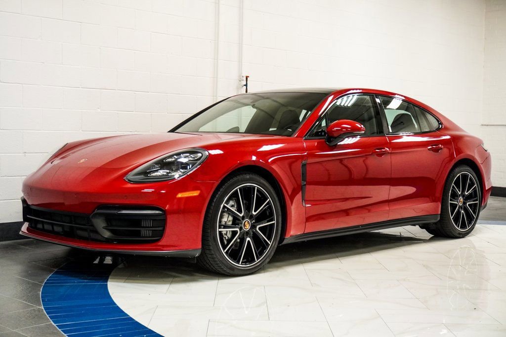Used 2022 Porsche Panamera 4 Platinum Edition image 4