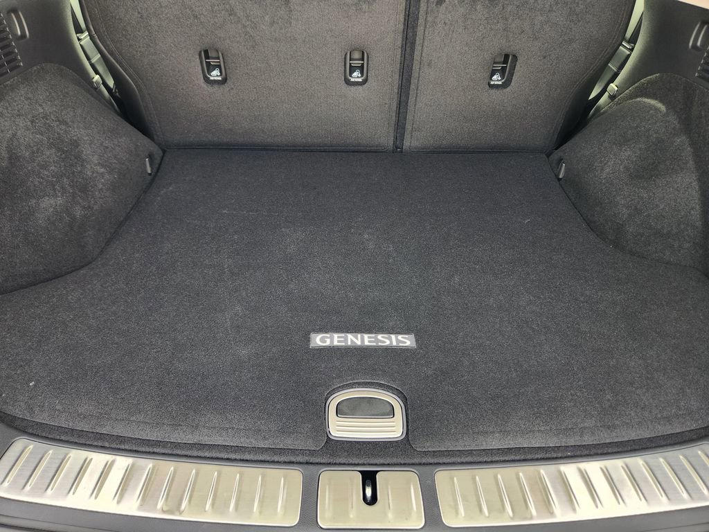 Used 2025 Genesis GV70 2.5T w/ Advanced Package AWD/4WD image 32