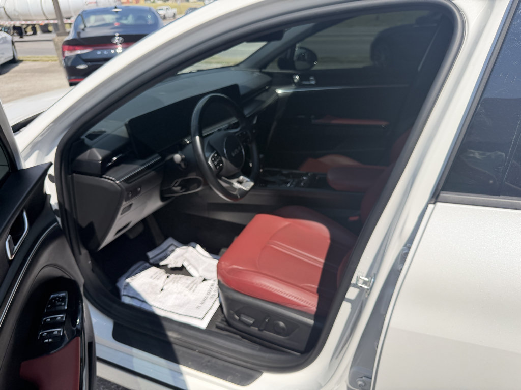 Used 2025 Kia K5 GT-Line w/ GT-Line Premium Package FWD image 11