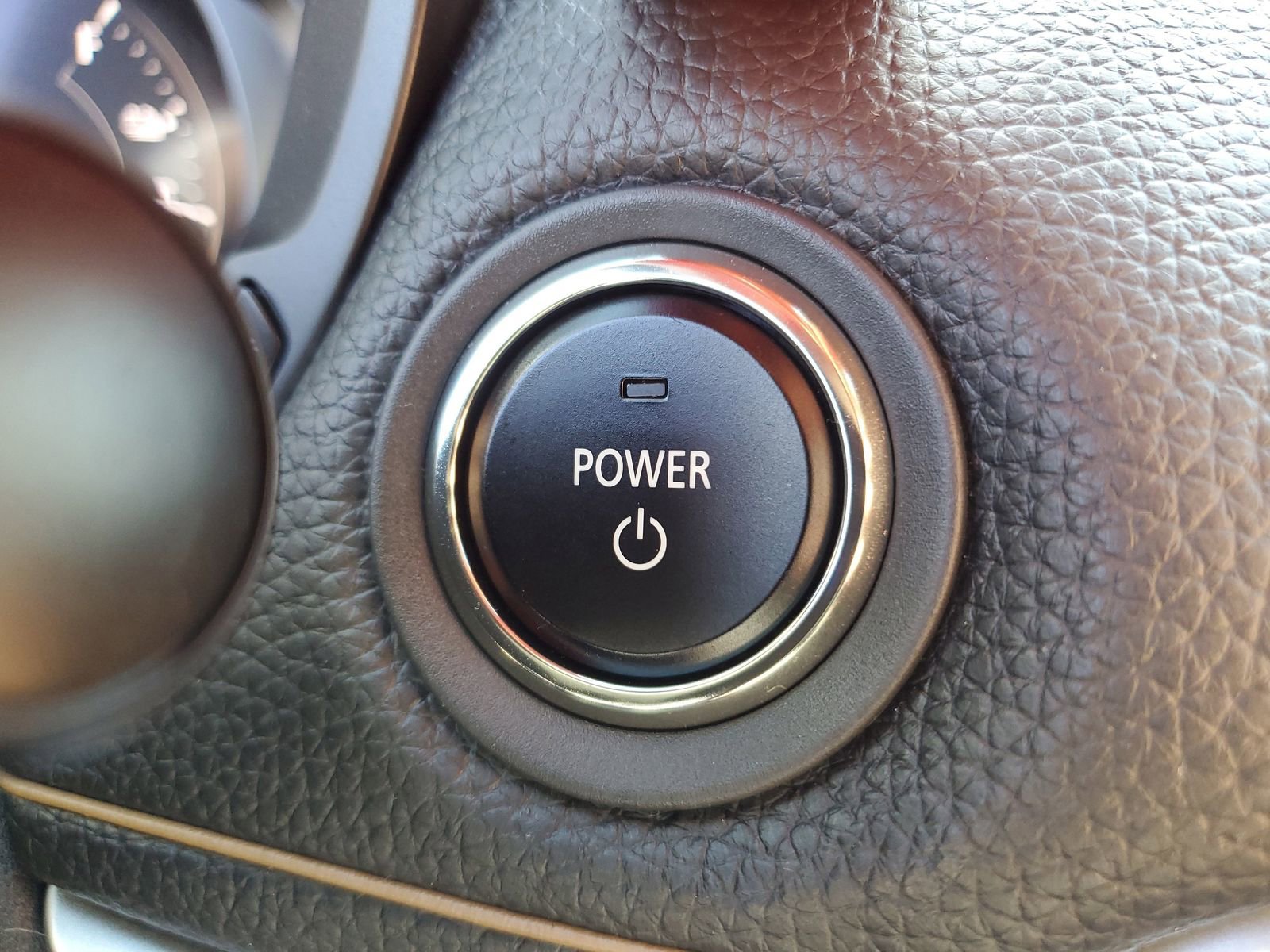 Used 2025 MAZDA CX-90 Plug-In Hybrid w/ Preferred AWD/4WD image 30