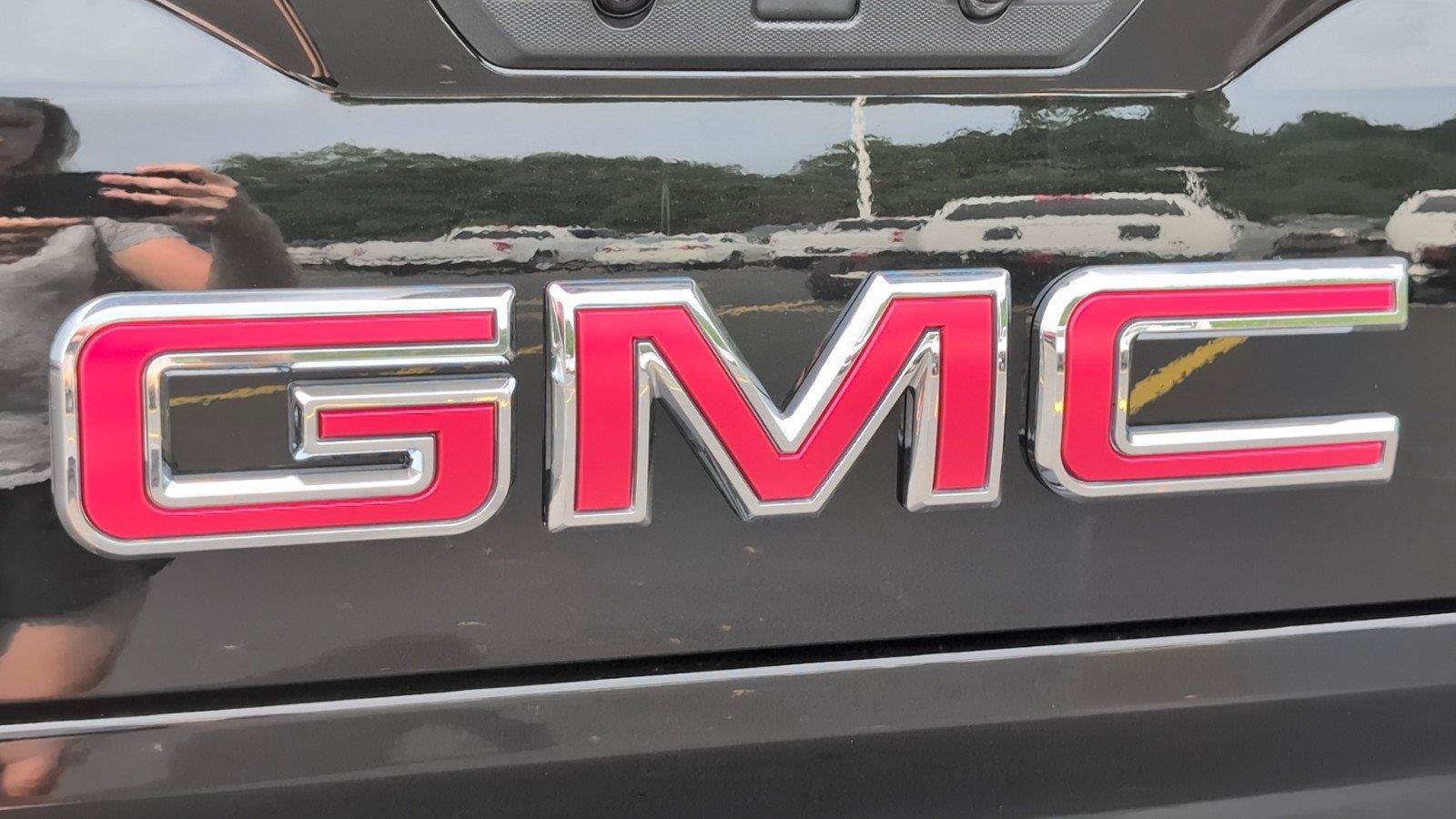 New 2026 GMC Sierra 1500 Denali w/ Denali Reserve Package AWD/4WD image 6