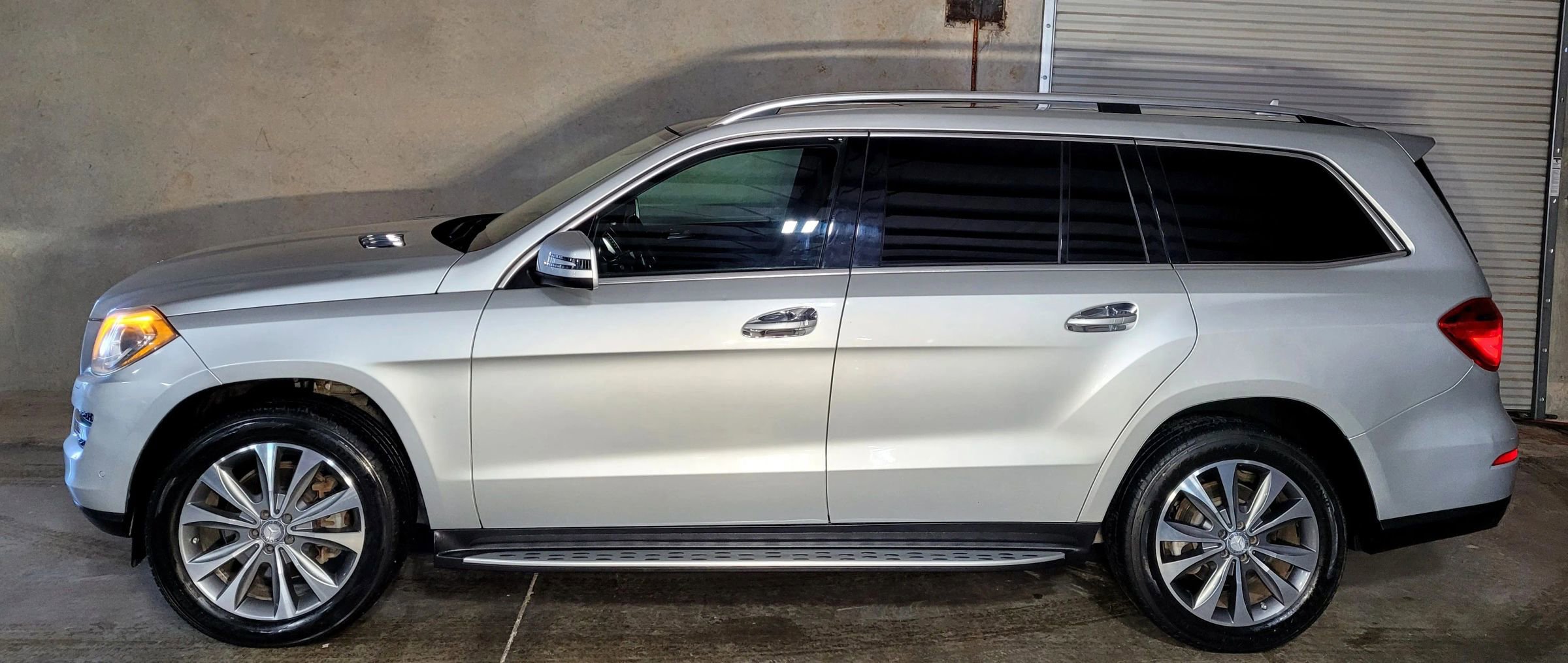 Used 2016 Mercedes-Benz GL 450 4MATIC image 8