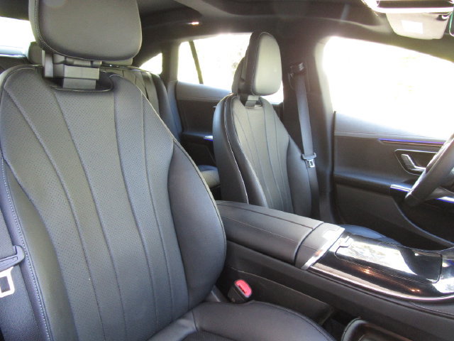 Used 2023 Mercedes-Benz EQE 350+ 4MATIC Sedan w/ Exclusive Trim Package image 20