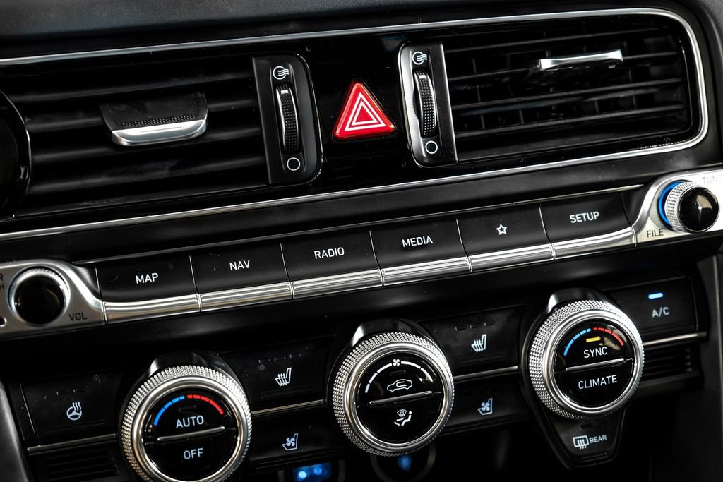 Used 2022 Genesis G70 3.3T w/ Sport Prestige Package image 30