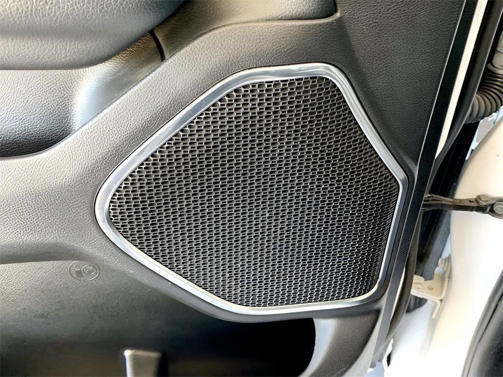 Used 2024 RAM 1500 Laramie image 14