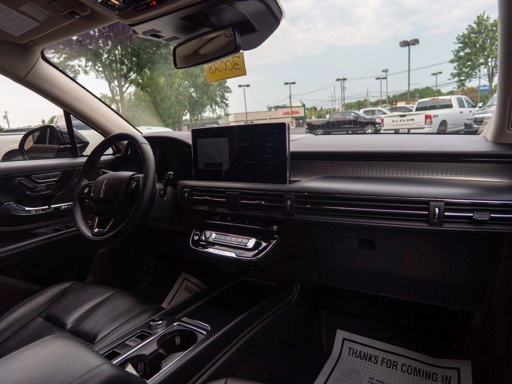 Used 2023 Lincoln Corsair FWD image 15