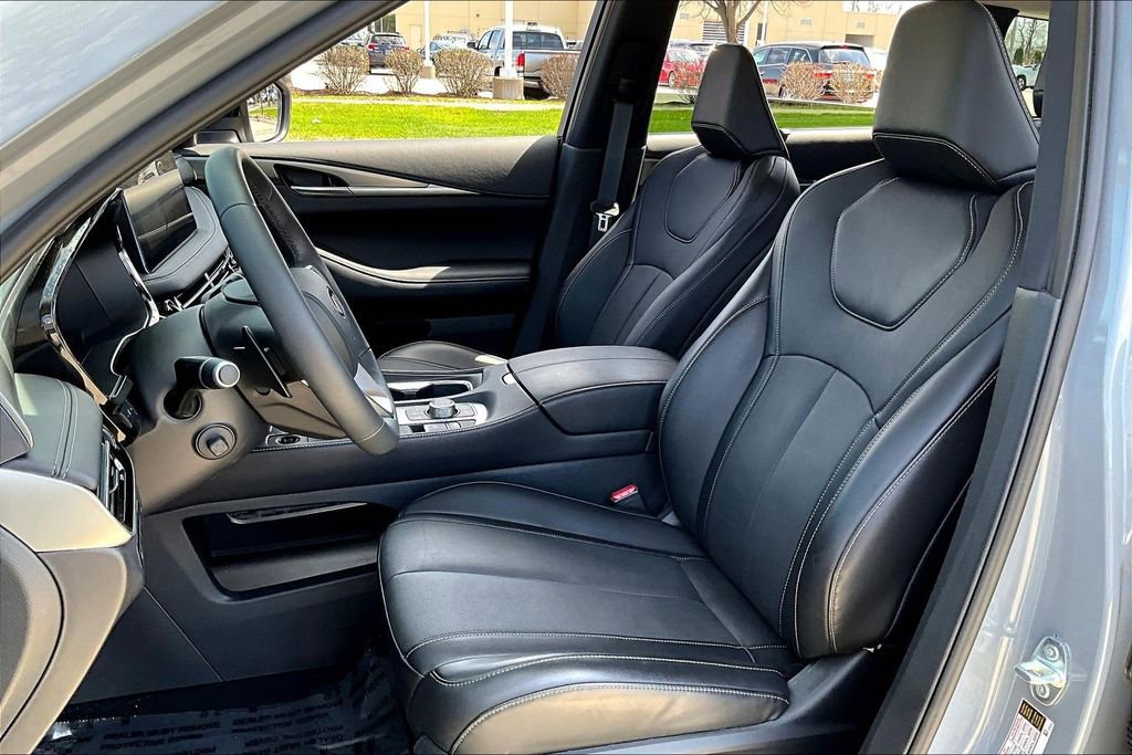 Certified 2026 INFINITI QX60 Luxe w/ Cargo Package image 15