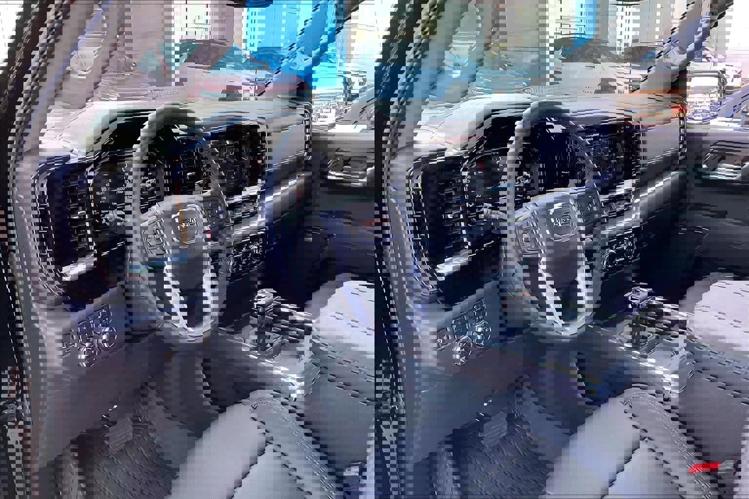 Certified 2025 GMC Sierra 1500 SLT w/ SLT Premium Plus Package image 16