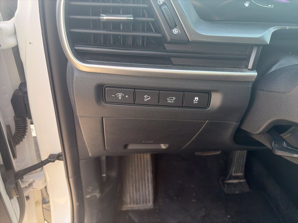 Used 2025 Kia Telluride S AWD/4WD image 19
