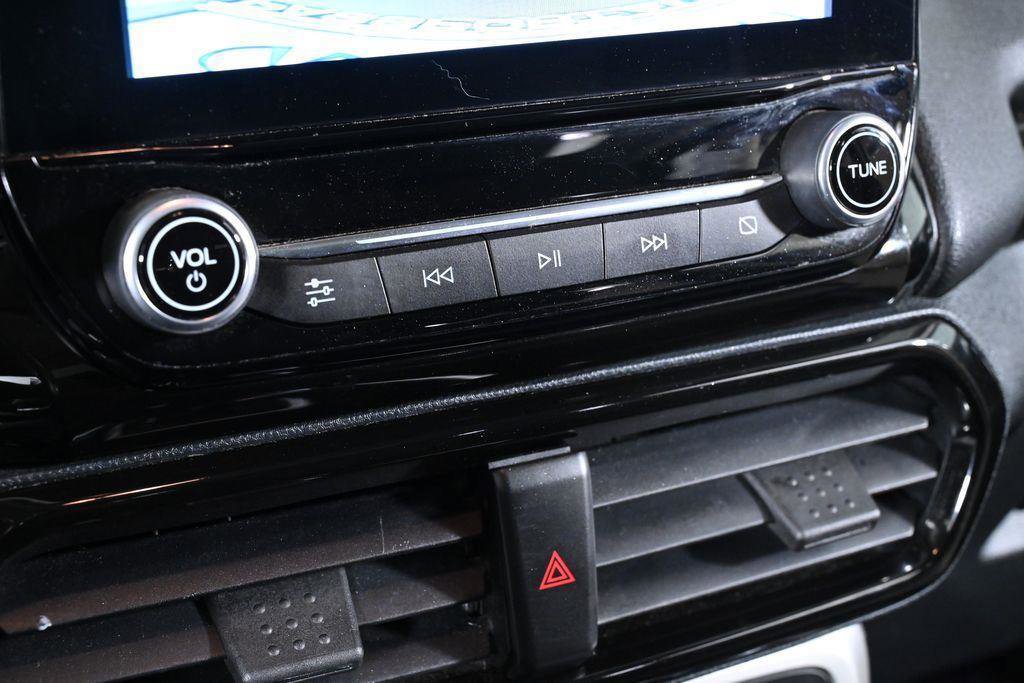 Used 2020 Ford EcoSport Titanium image 17