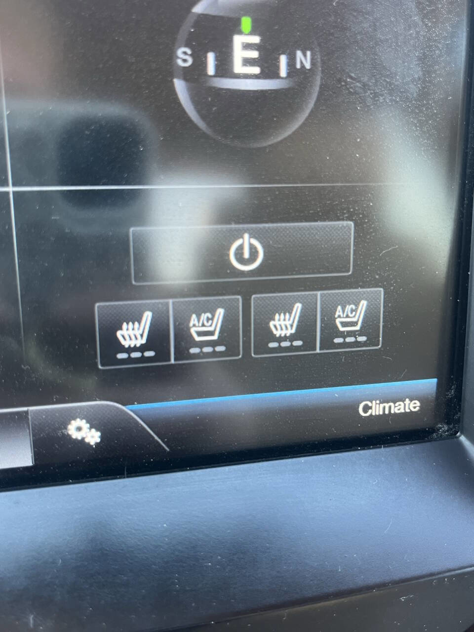 Used 2013 Ford F150 Lariat w/ Lariat Chrome Pkg image 8