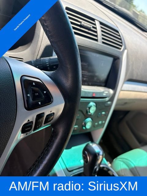 Used 2015 Ford Explorer XLT w/ Equipment Group 202A FWD image 15