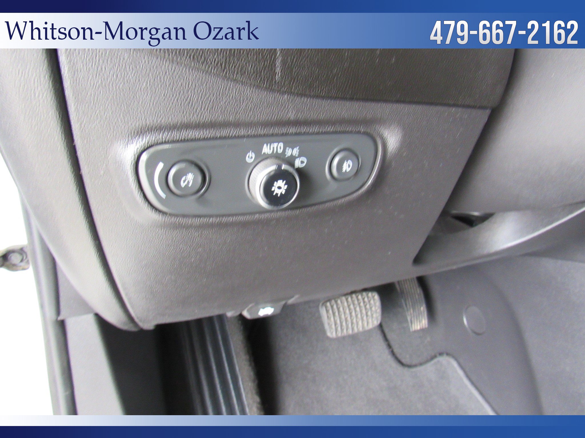 Used 2024 Chevrolet Equinox Premier FWD image 35