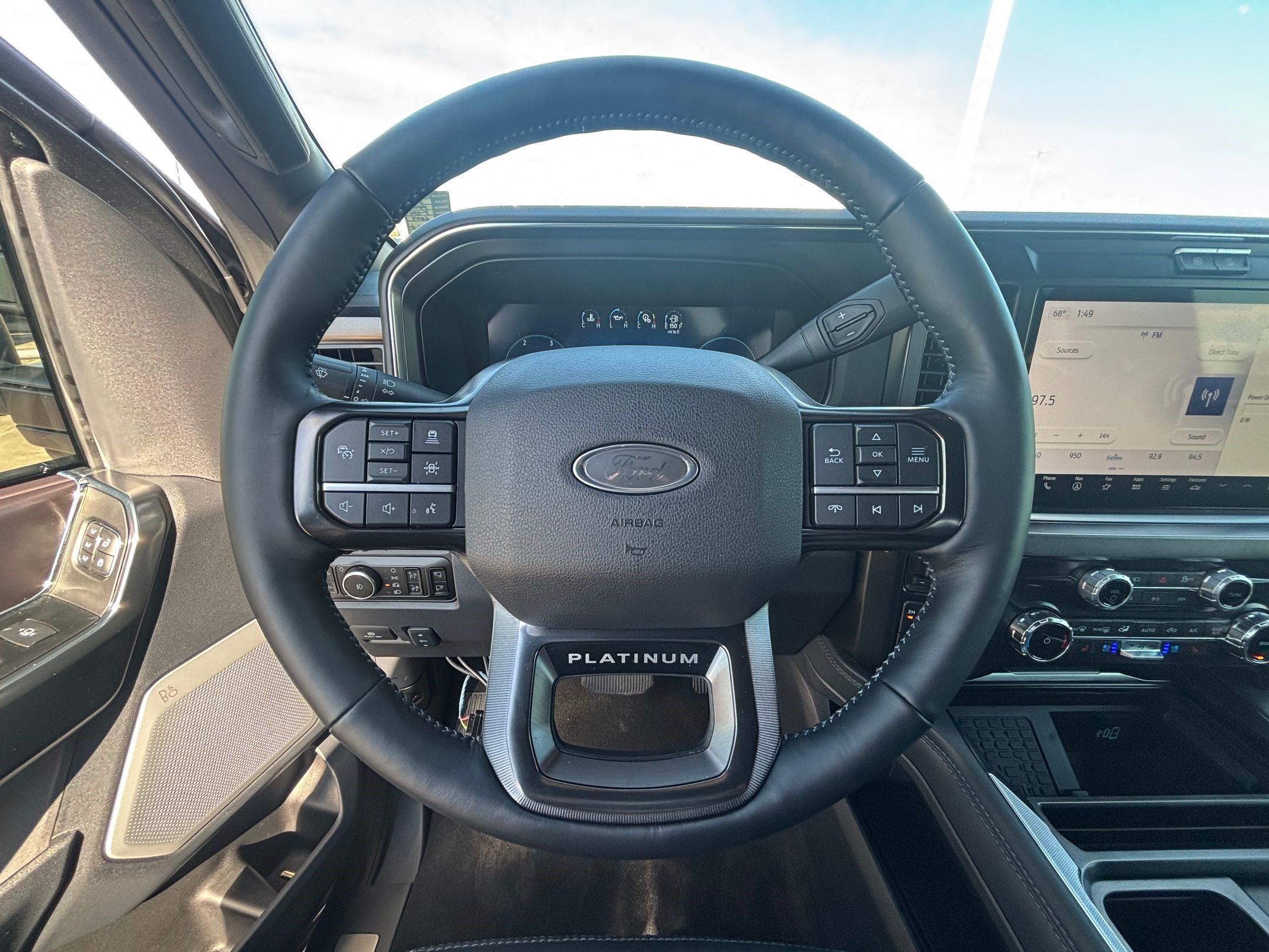Used 2026 Ford F350 Platinum AWD/4WD image 16