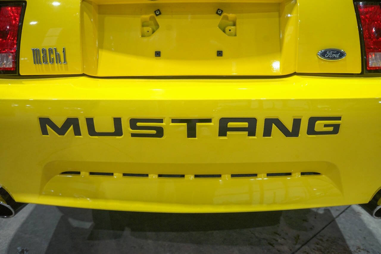 Used 2004 Ford Mustang Mach 1 RWD image 23