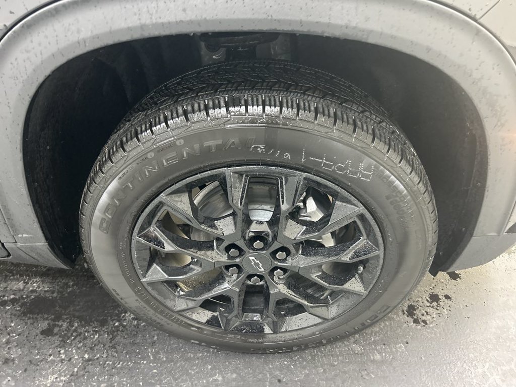 New 2026 Chevrolet Traverse LT w/ Midnight/Sport Edition AWD/4WD image 7