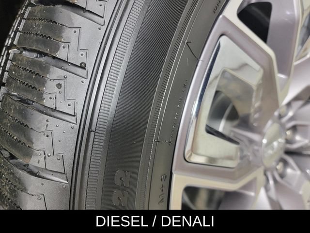 Used 2023 GMC Sierra 1500 Denali w/ Denali Reserve Package AWD/4WD image 11