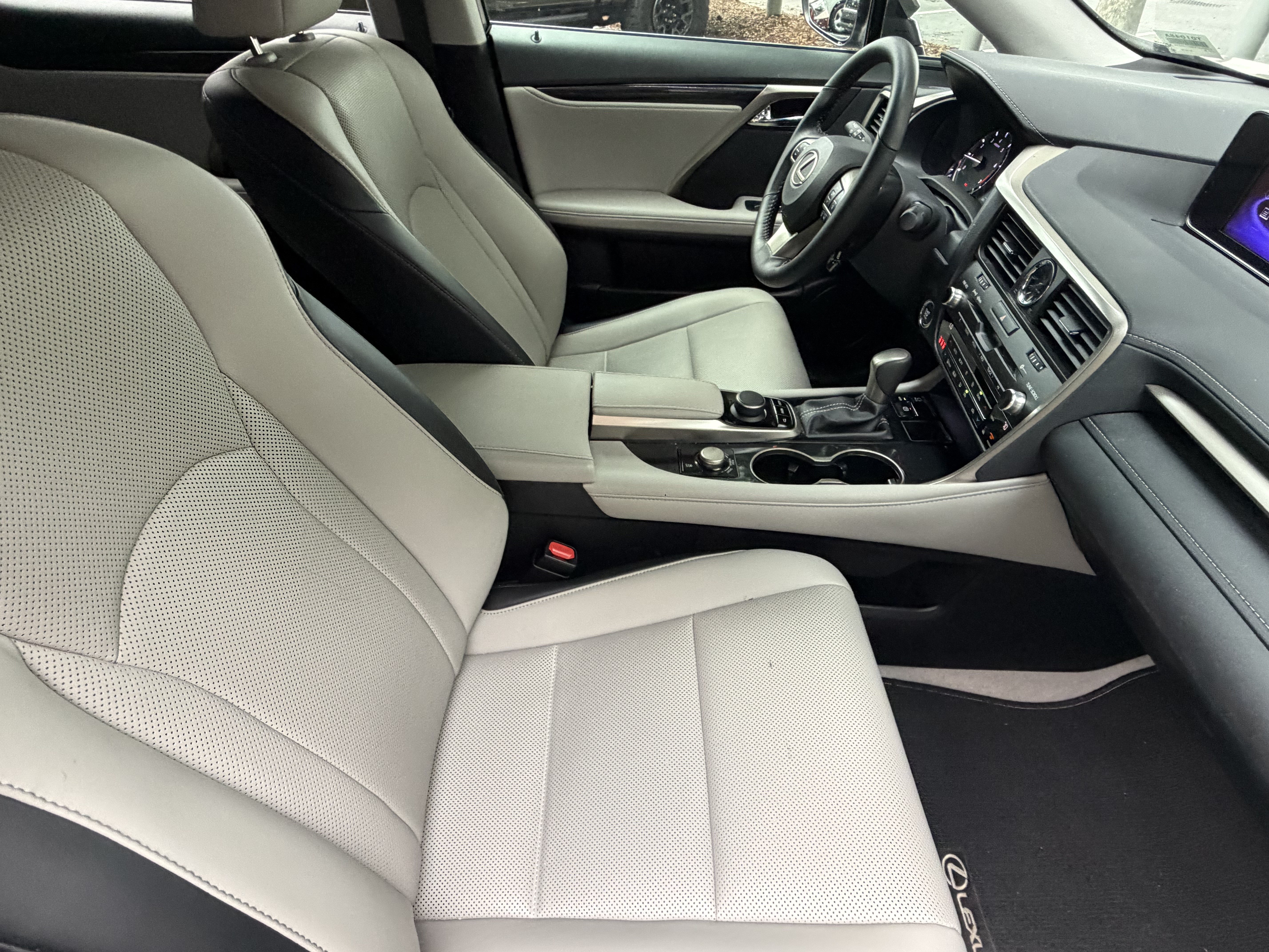 Used 2019 Lexus RX 350 FWD w/ Accessory Package image 42