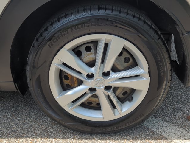 Used 2020 Nissan Kicks S FWD image 28