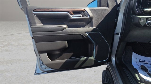 Used 2024 GMC Sierra 1500 Elevation image 32