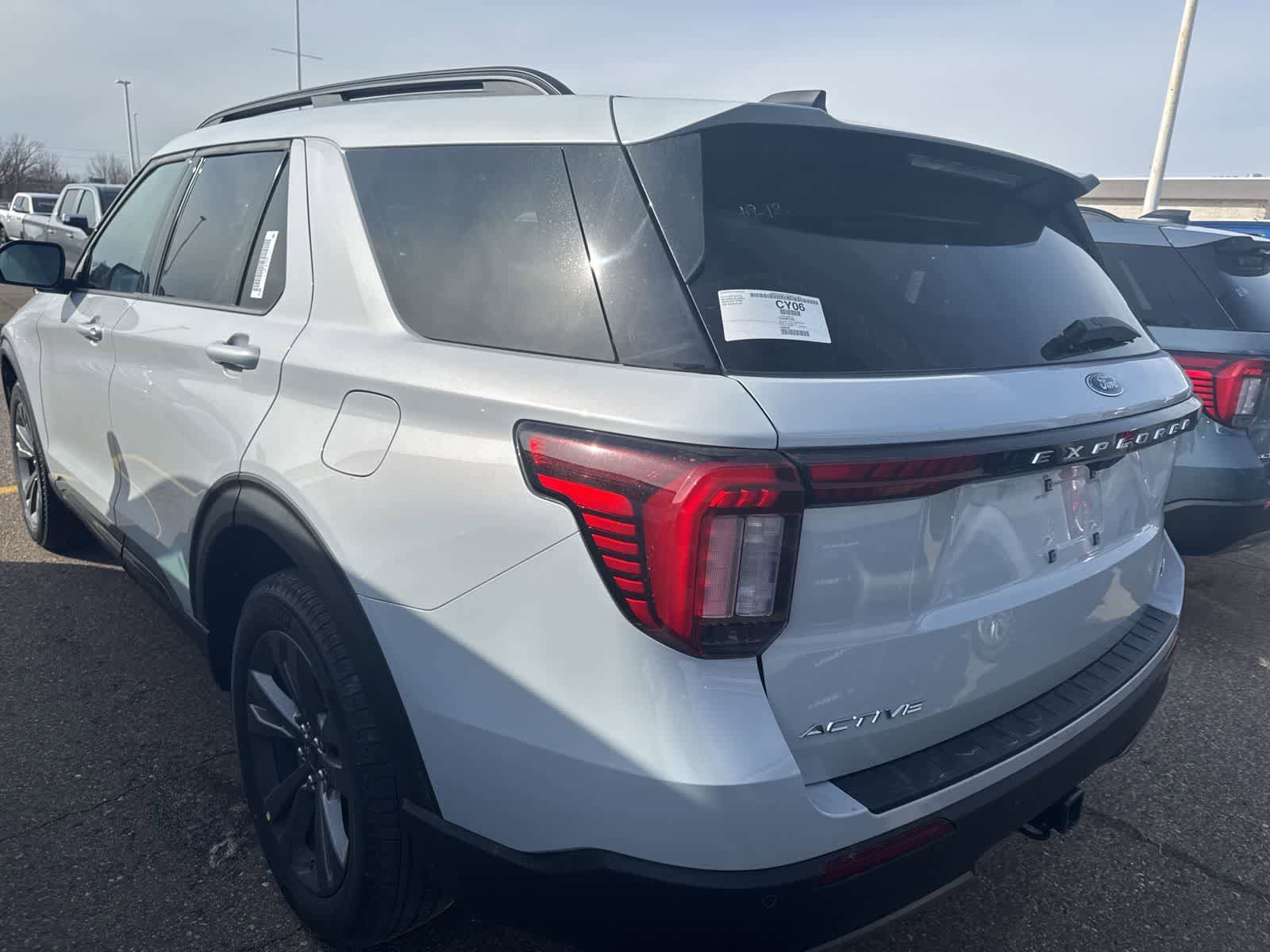 New 2026 Ford Explorer Active w/ Active Comfort Package AWD/4WD image 9