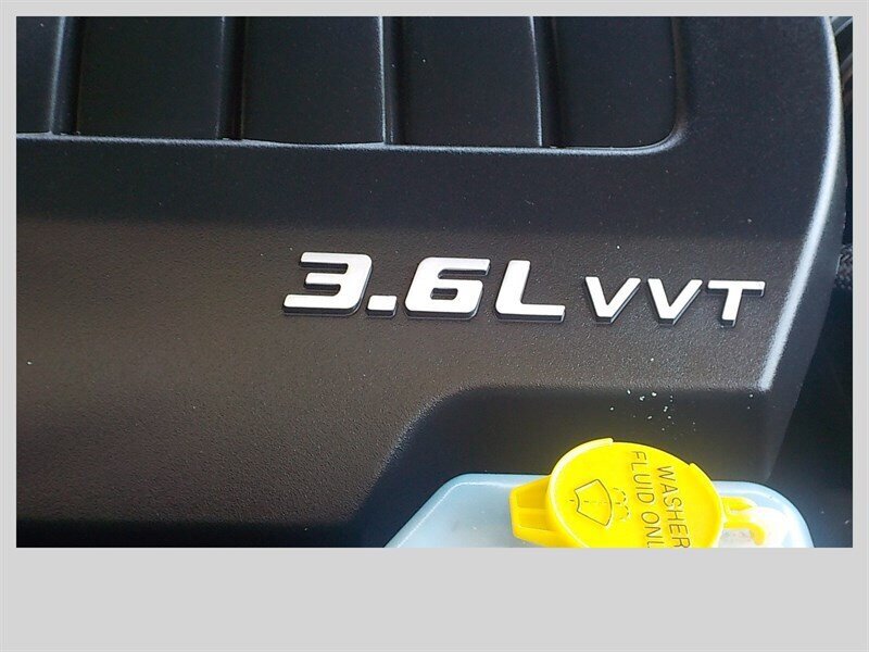 Used 2015 Dodge Journey SXT w/ Flexible Seating Group FWD image 37