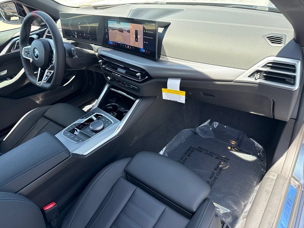 Used 2026 BMW M440i Convertible w/ Premium Package RWD image 9