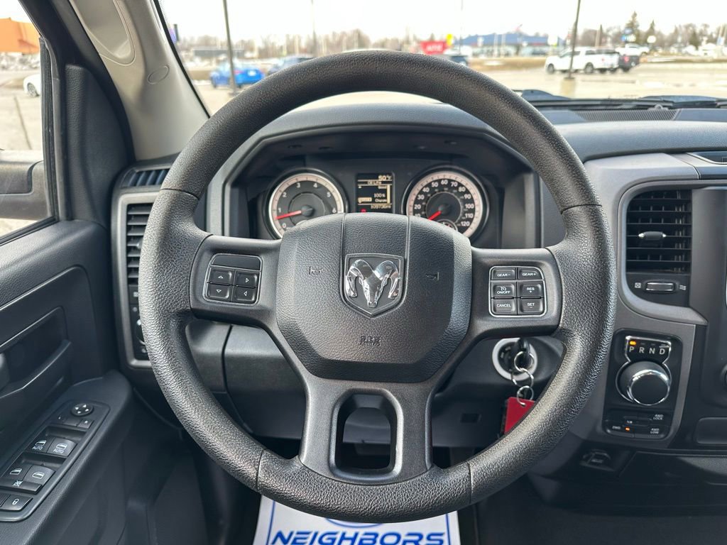 Used 2017 RAM 1500 Express image 15